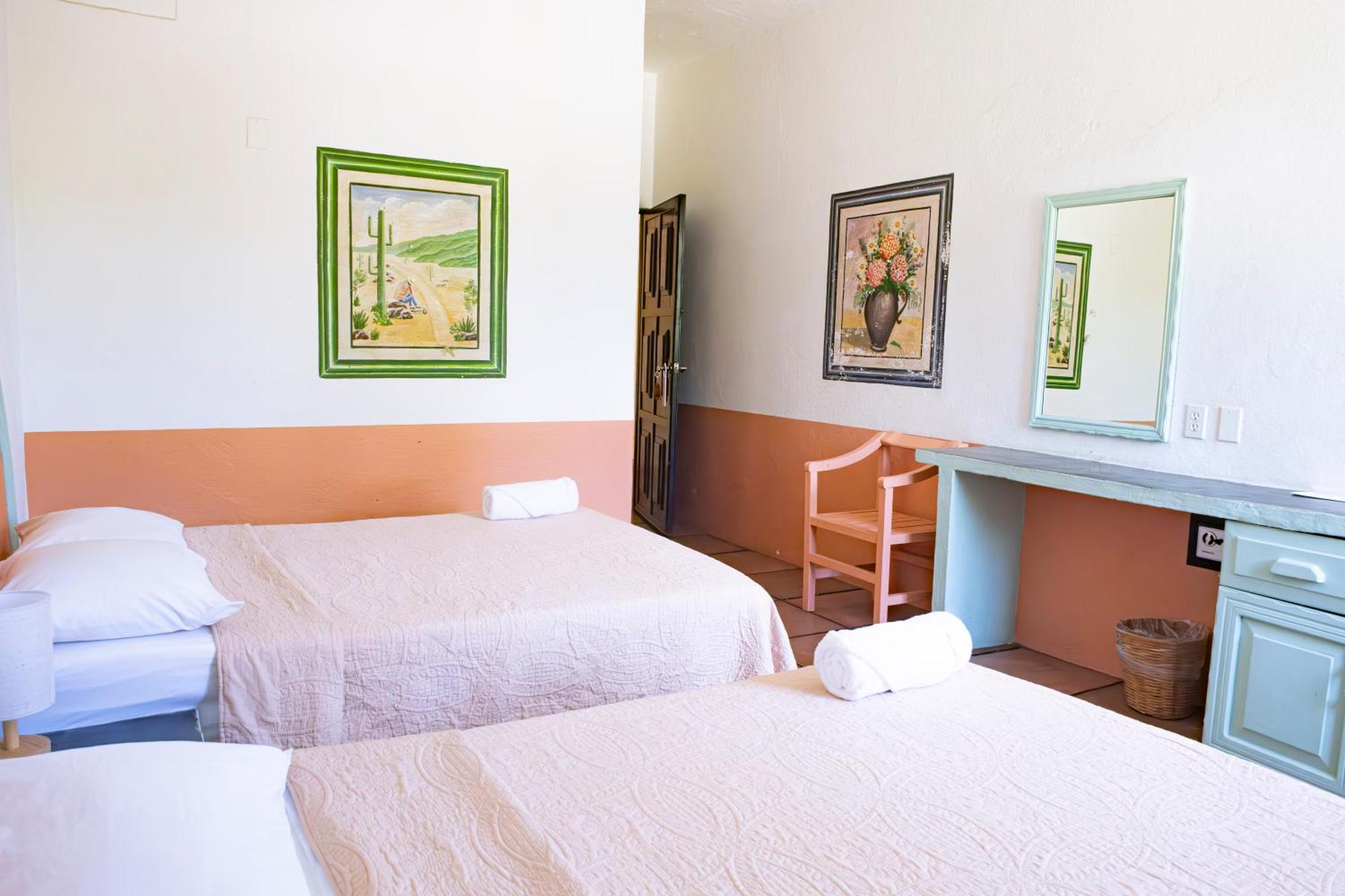 Hotel Flor De Maria Puerto Escondido  Exteriör bild